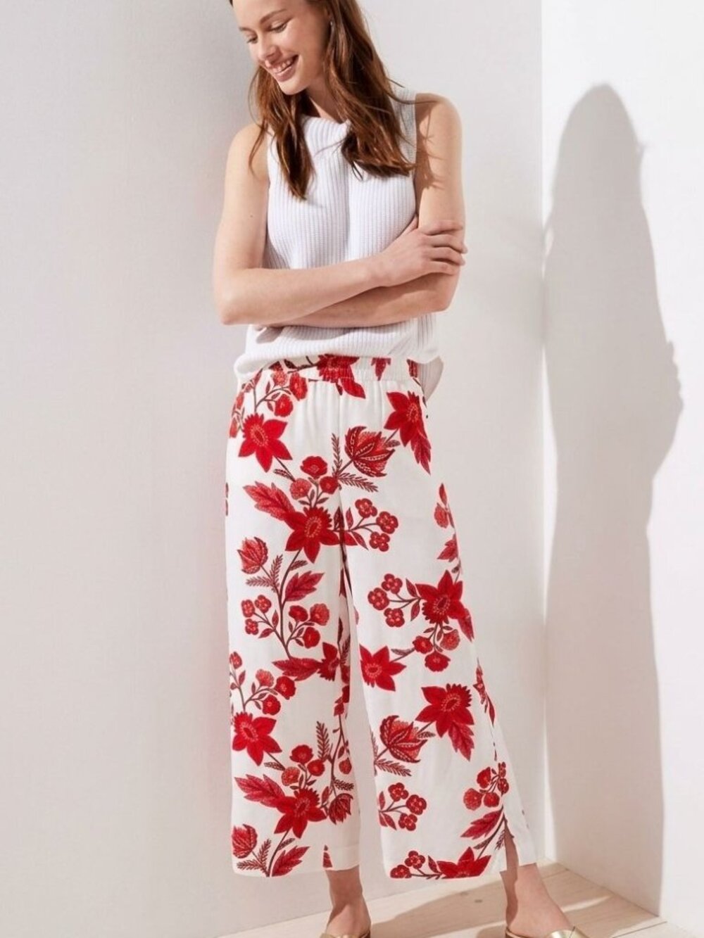 LOFT Floral Cropped Wide Leg Pants S Red NEW